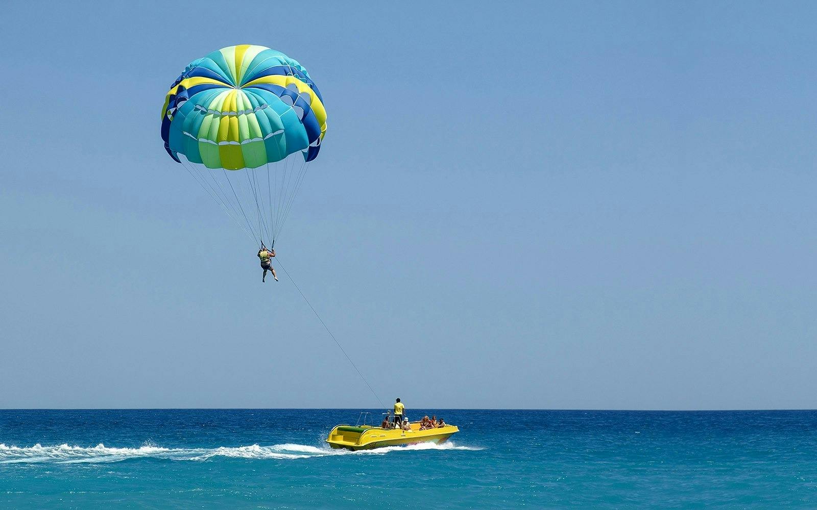 Pattaya Island Tour European Beach Experience (Koh Larn) Category