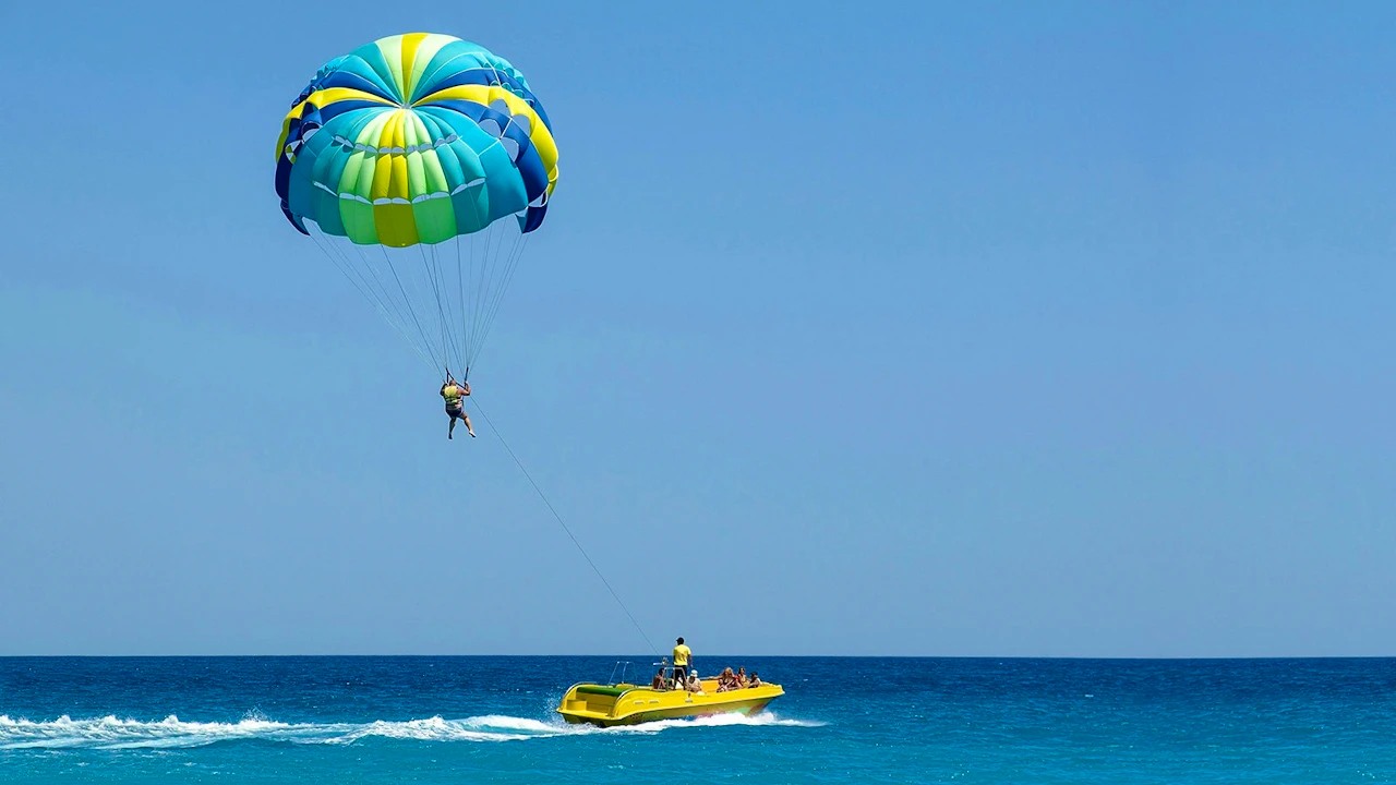 Pattaya Island Tour European Beach Experience (Koh Larn) Category