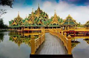  Explore The Giant Three-Headed Elephant - The Ancient City - Bang Pu Seaside