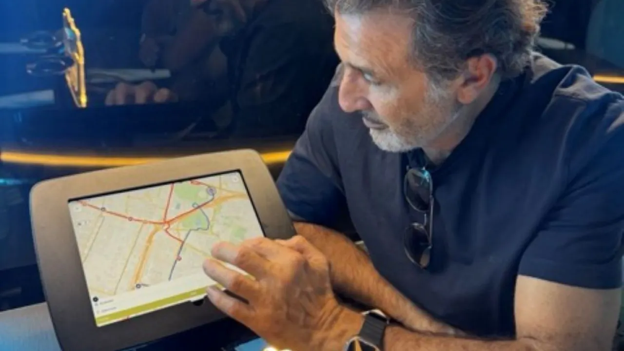 Dubai: BusTronomy Gourmet Brunch Tour