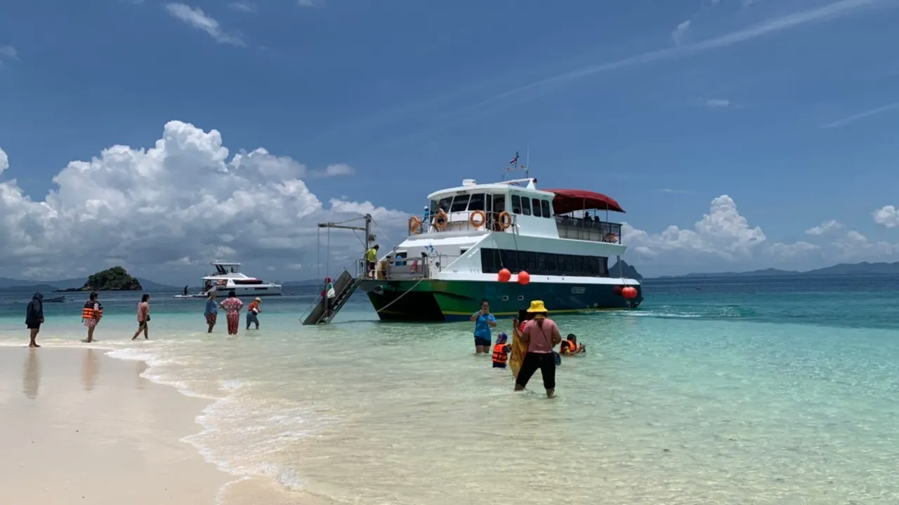 Join Tour 3 Khai Islands by Speedboat (from Phuket) Discount
