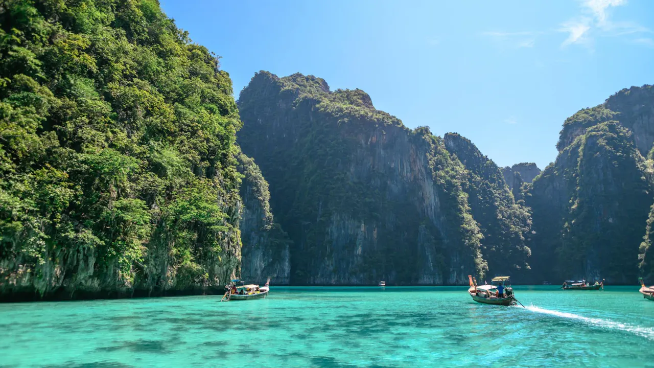 Phi Phi Island, Bamboo Island and Sunset Maiton Island by Seanery Speed Catamaran