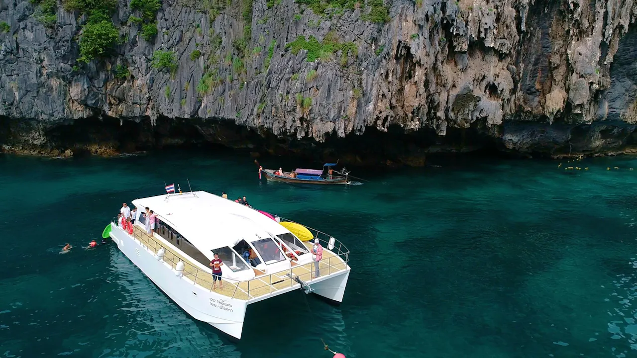Phi Phi Island, Bamboo Island and Sunset Maiton Island by Seanery Speed Catamaran Ticket