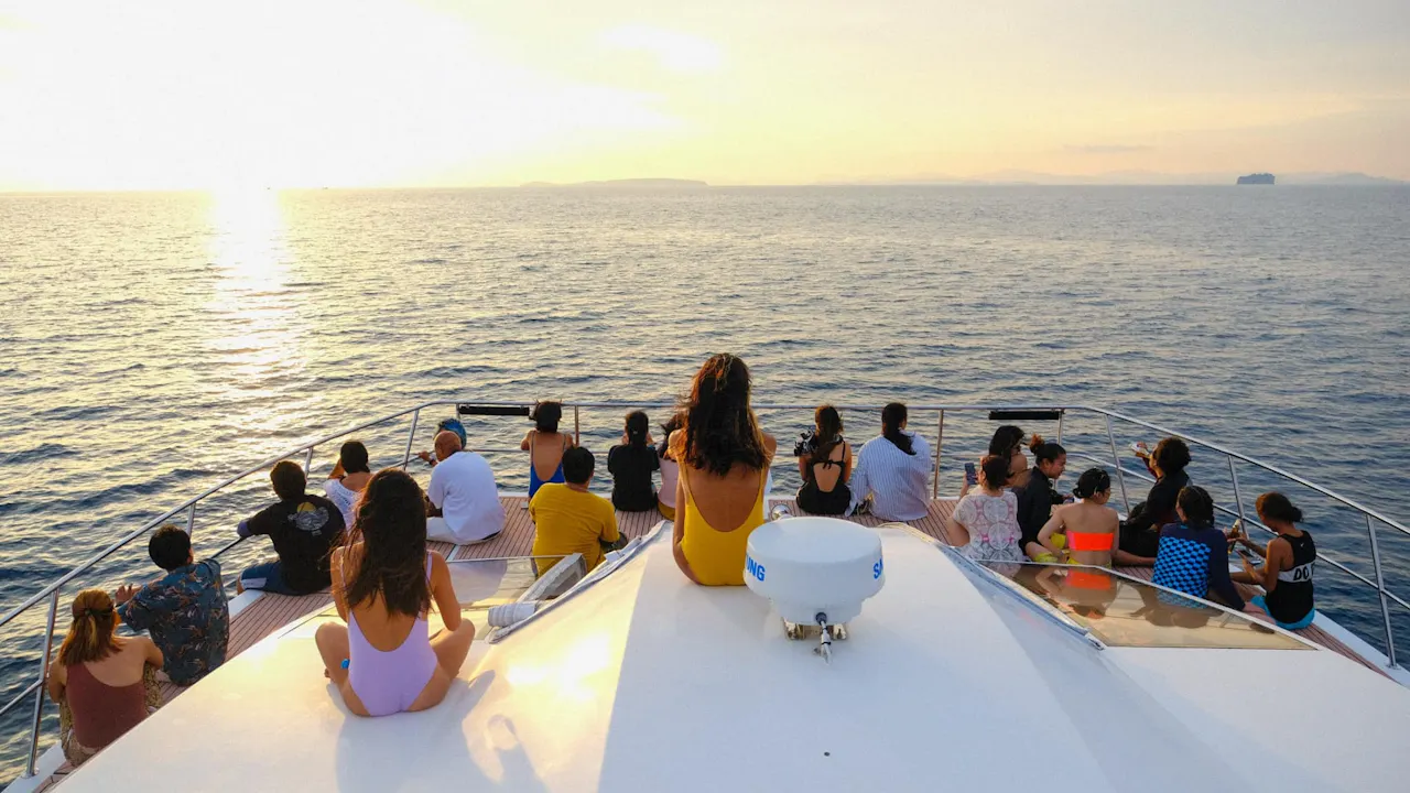 Phi Phi Island, Bamboo Island and Sunset Maiton Island by Seanery Speed Catamaran Location