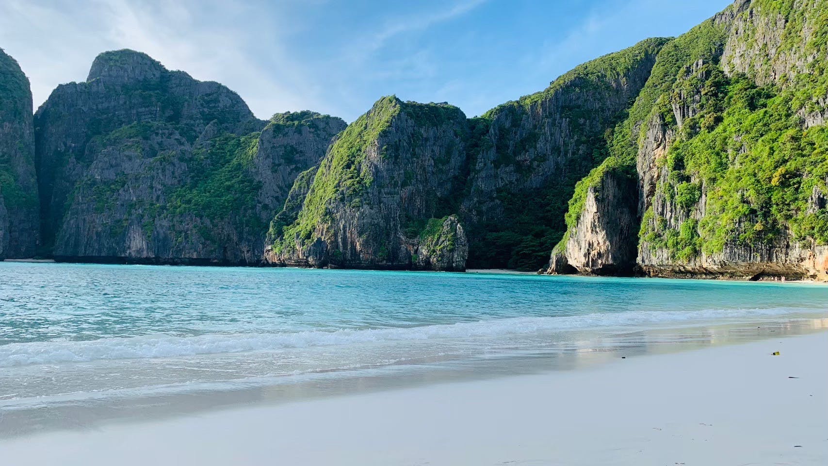 Join Tour Maithon Island, Phi Phi Island, Maya Beach and Khai Island by Speedboat or Speed Catamaran Ticket