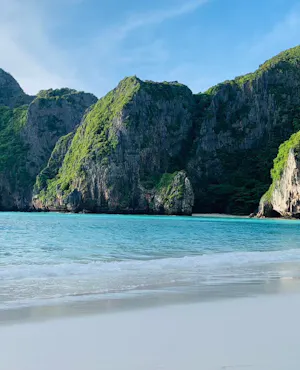 Phi Phi Island Day Trip (Exclude National Park Fee)