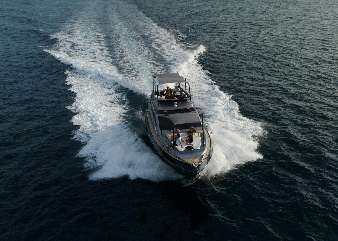 Hype Luxury Boat Experience Thrillark