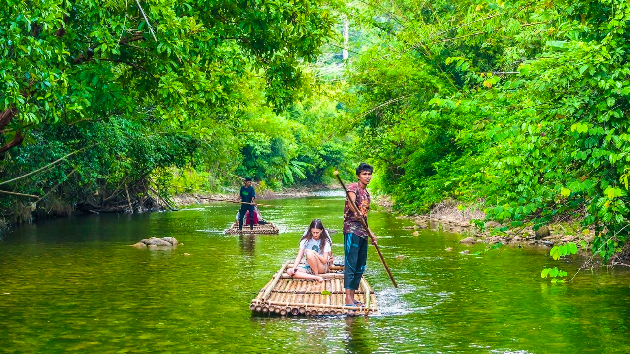 Day trip Bamboo Rafting in Phang Nga Include Transfer