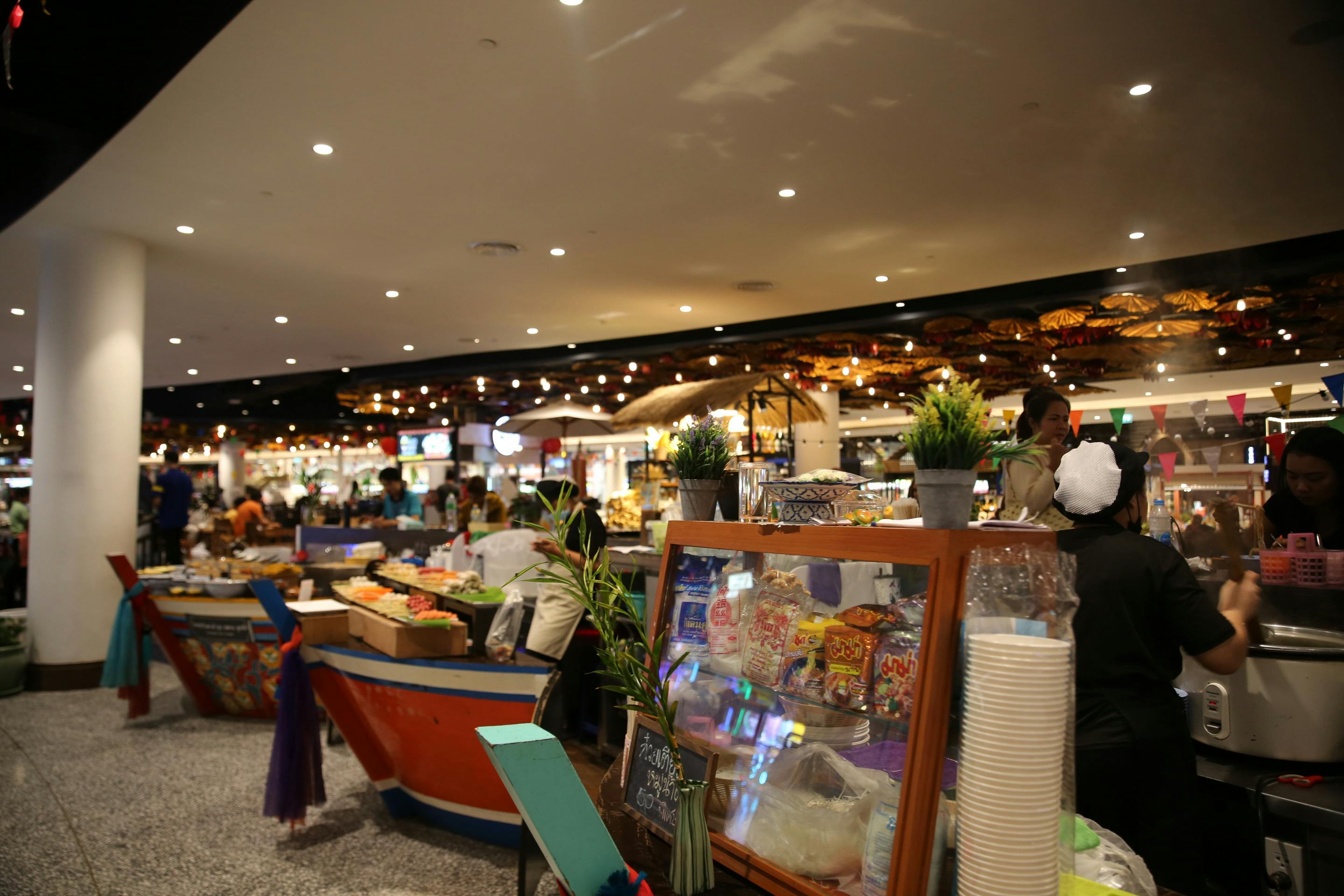 Phuket Sunday Walking Street Market Discount