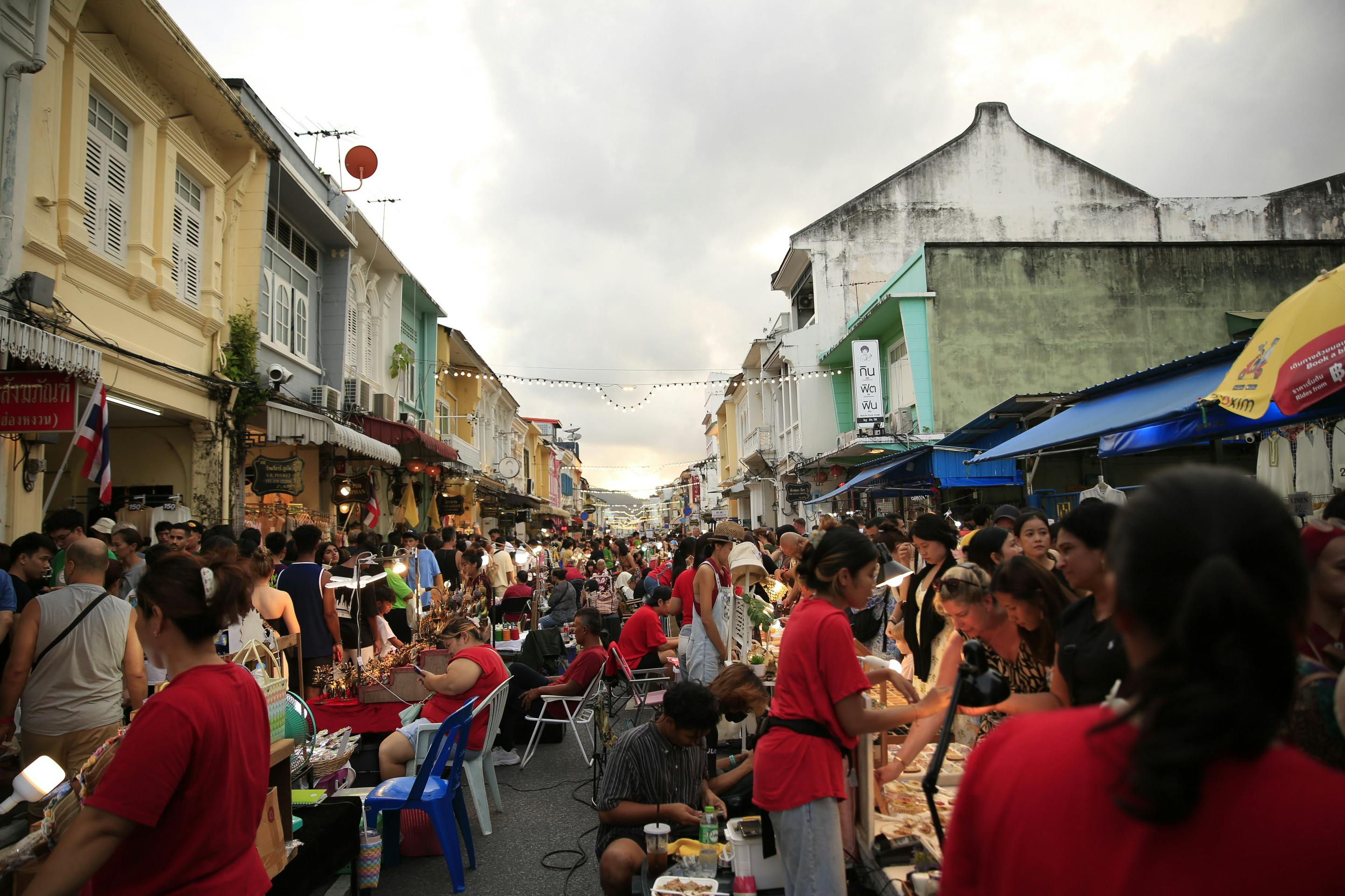 Phuket Sunday Walking Street Market 