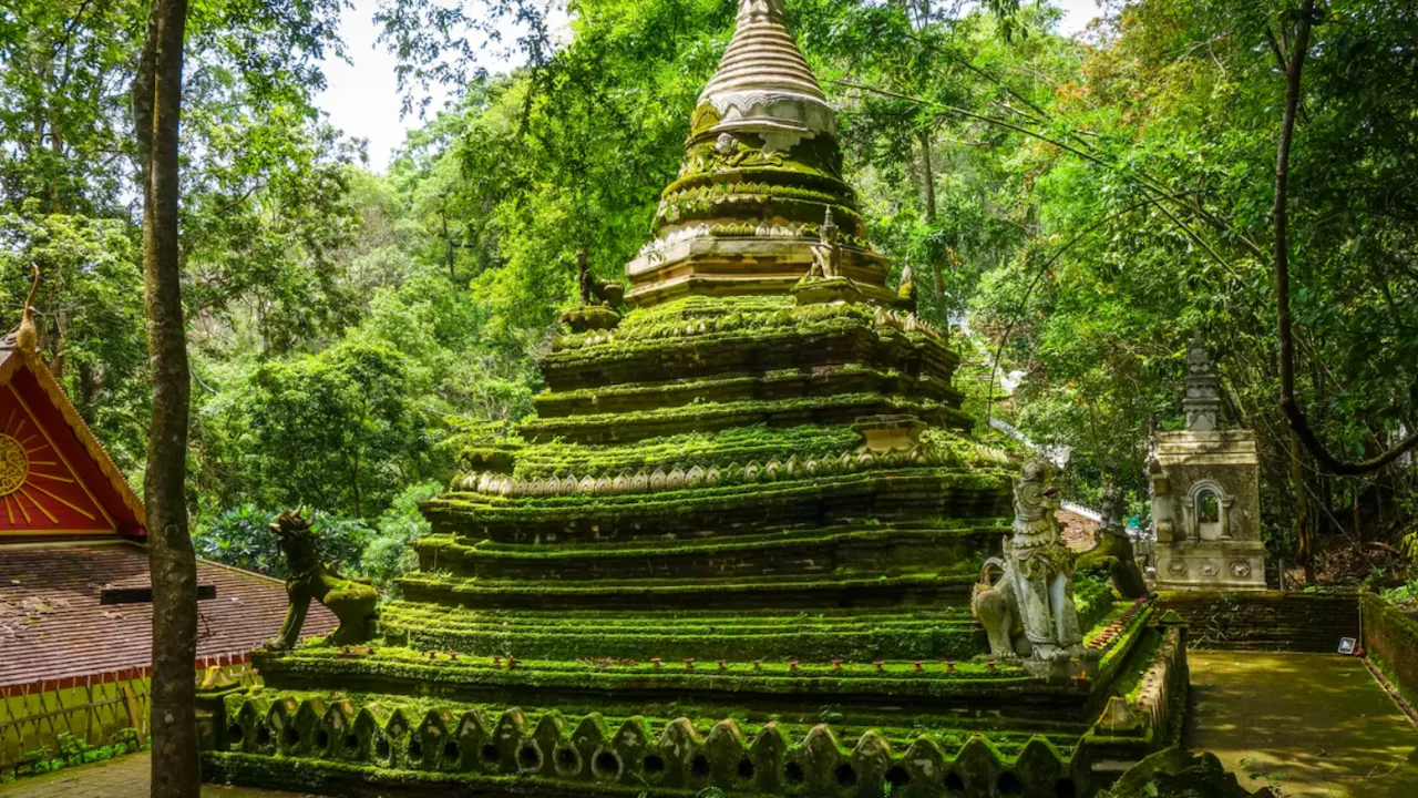 Chiang Mai City Tour: Unveiling Northern Temple Charms Location