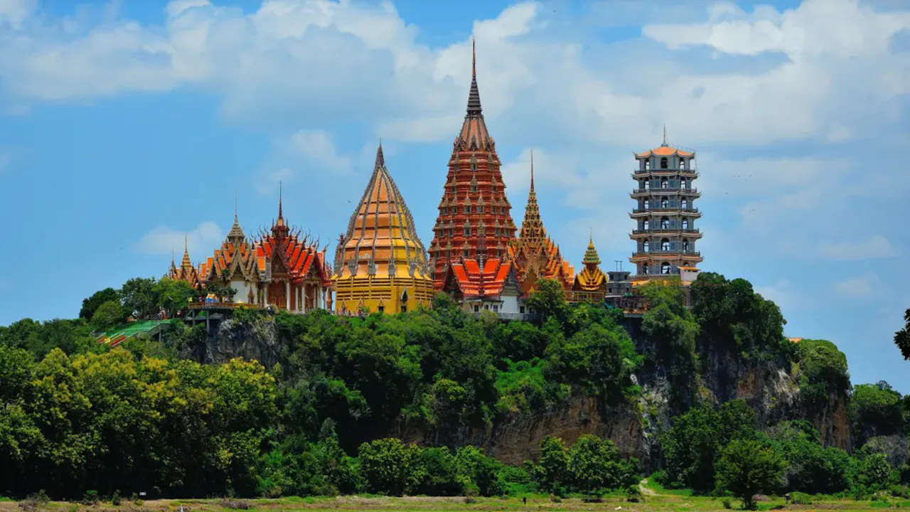 Kanchanaburi Tour: Tiger Cave Temple, Death Railway and Elephant Sanctuary Thrillark