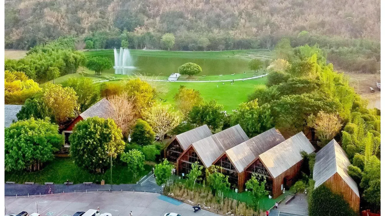 Kanchanaburi Full Day Experience: Elephants Experience Elephants Bathing & Bamboo Rafting