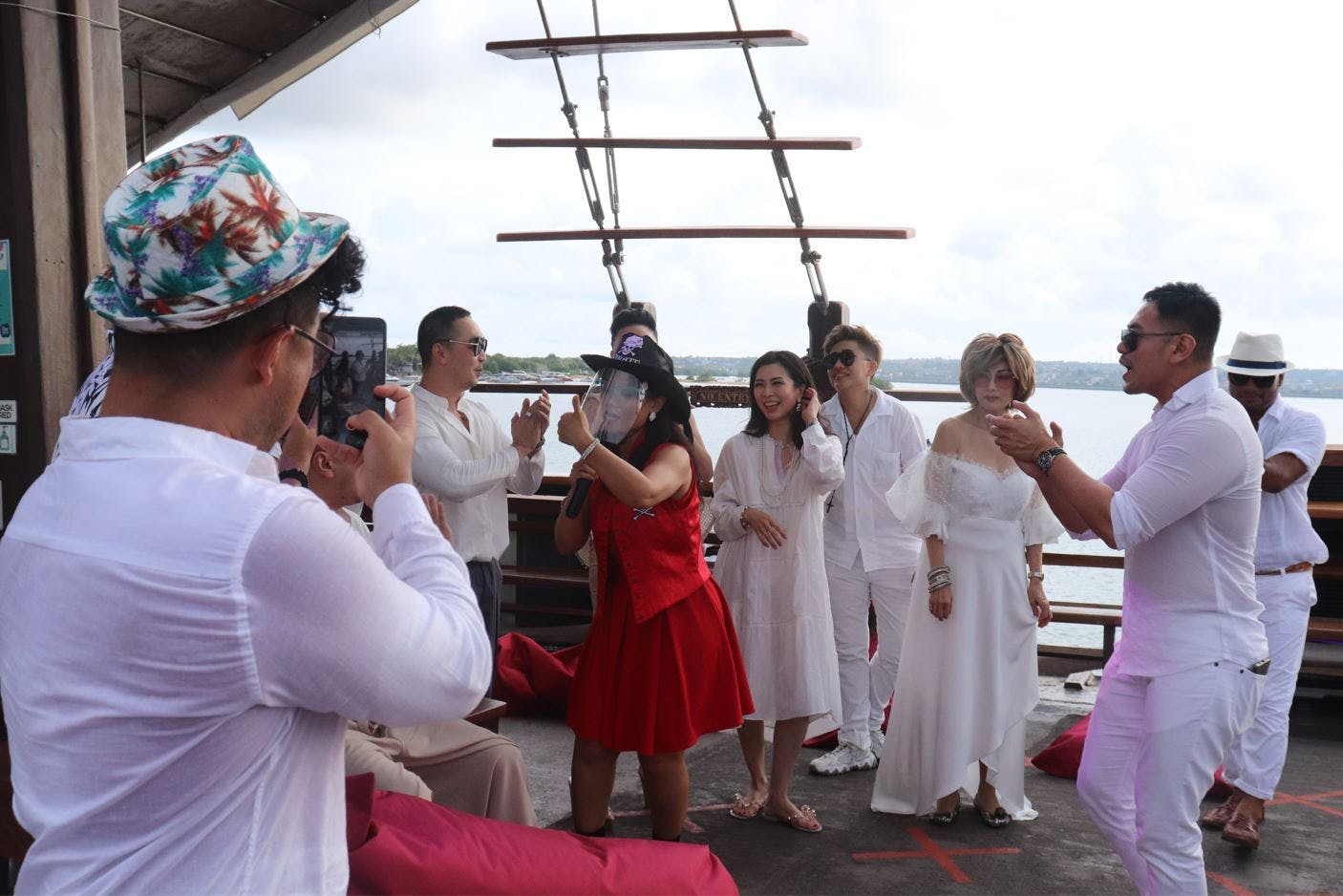 Bali Pirate Dinner Cruise Category