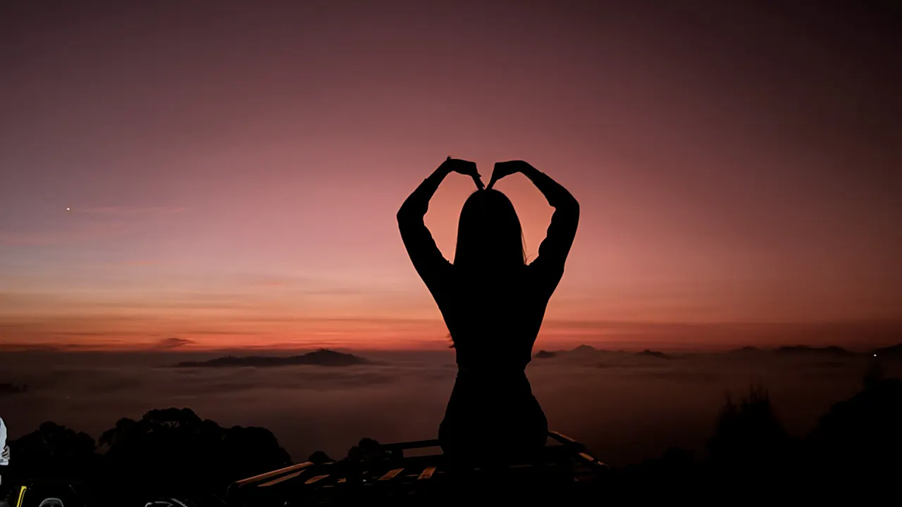 Mount Batur sunrise Jeep Tour and Hot Springs Ticket