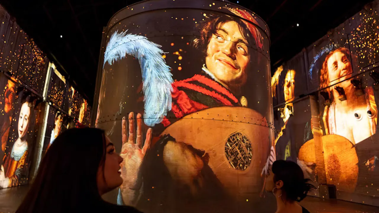 Fabrique des Lumières Main Exhibition Discount