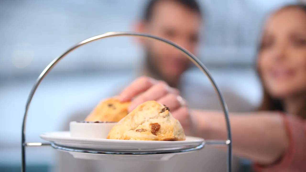 London Afternoon Tea Cruise on the River Thames Ticket