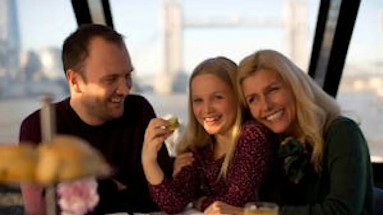 London Afternoon Tea Cruise on the River Thames