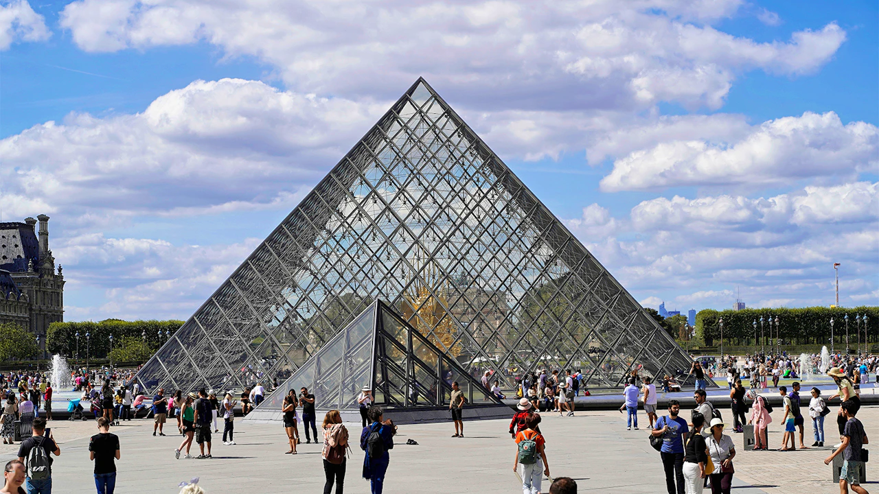 Louvre Museum Entrance Ticket
