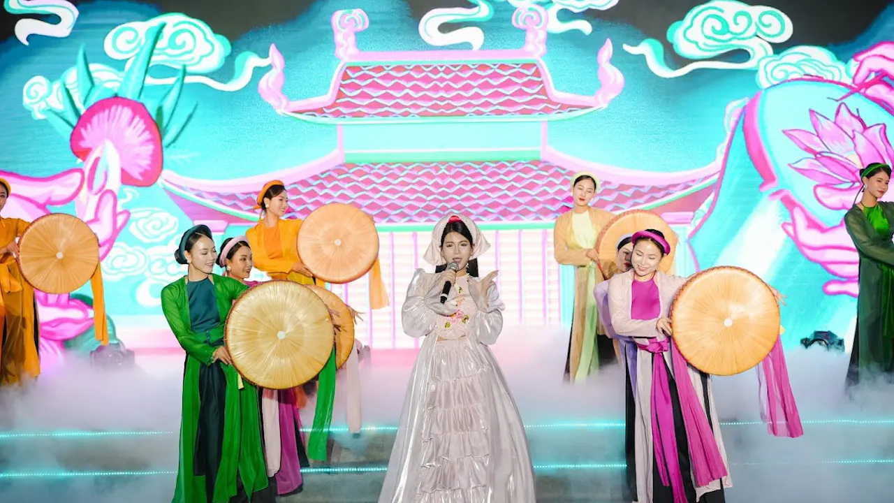 Thang Long Water Puppet Show in Hanoi Discount