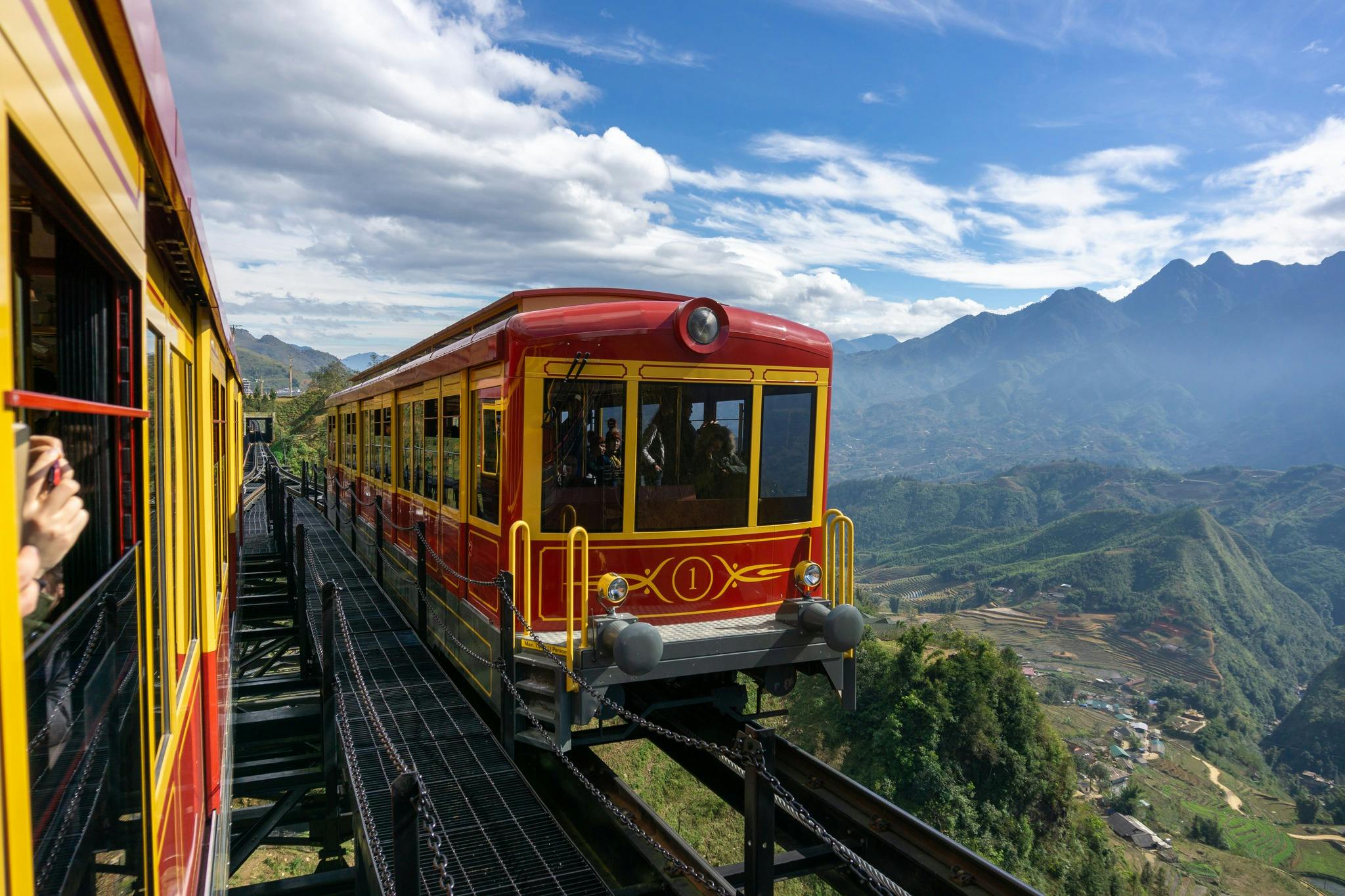 Sun World Fansipan Legend Review