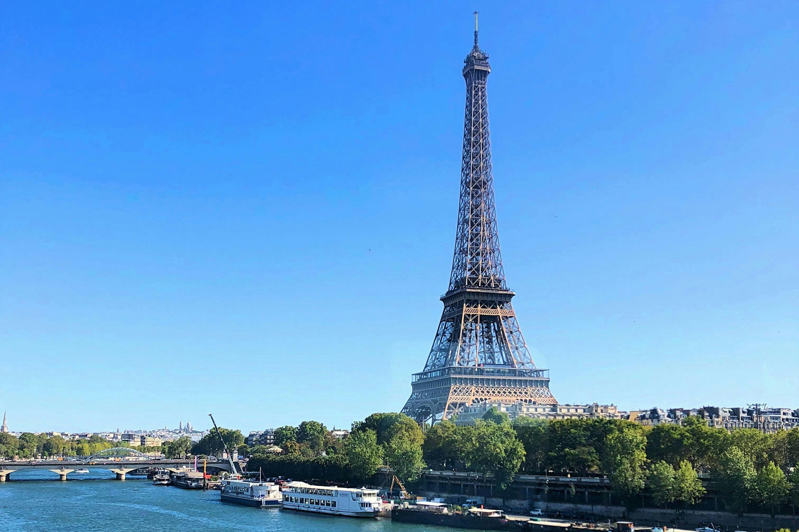 Eiffel Tower 2nd Floor Access + Optional Summit Ticket