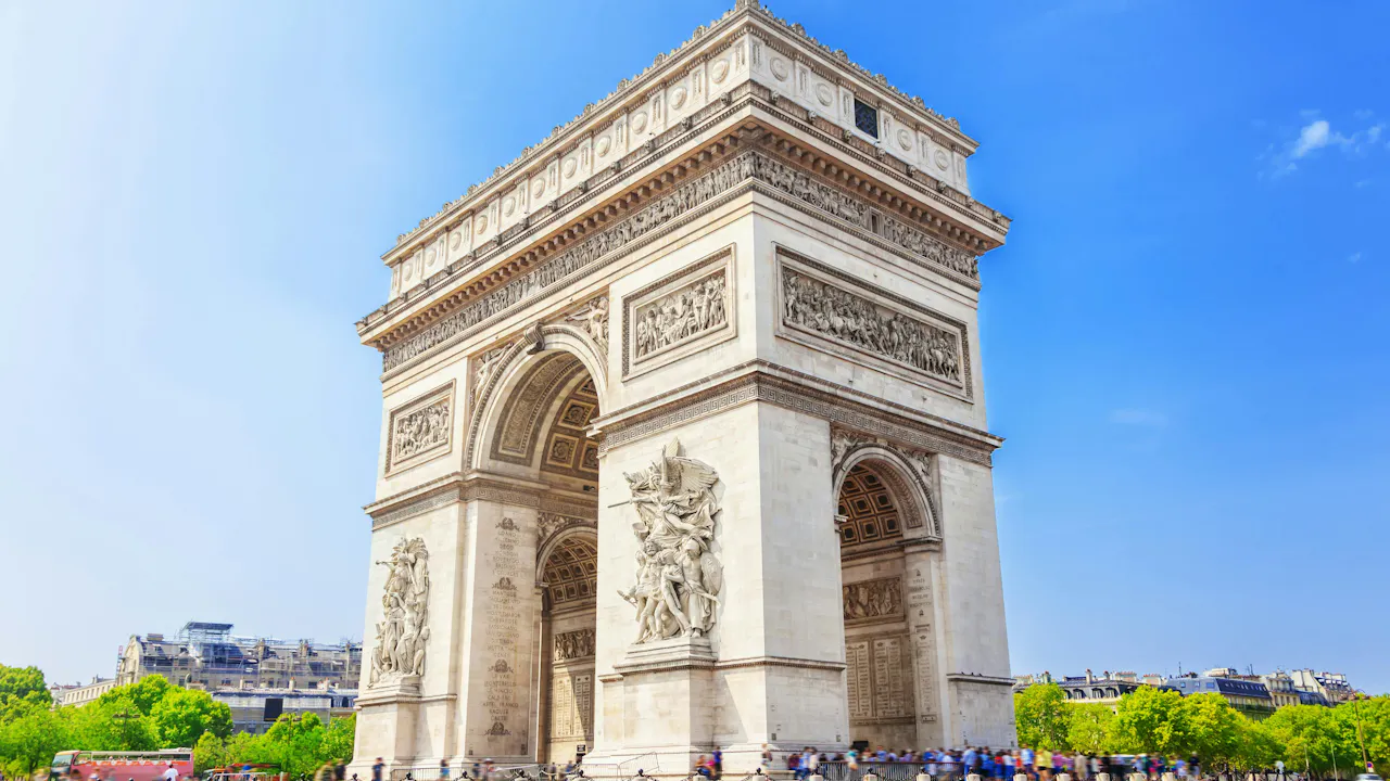 Arc de Triomphe Entry ticket + Rooftop Access Thrillark