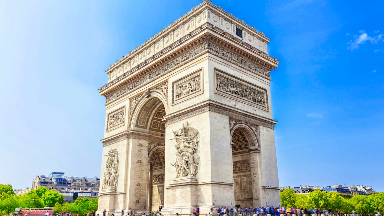 Arc de Triomphe Entry ticket + Rooftop Access Thrillark