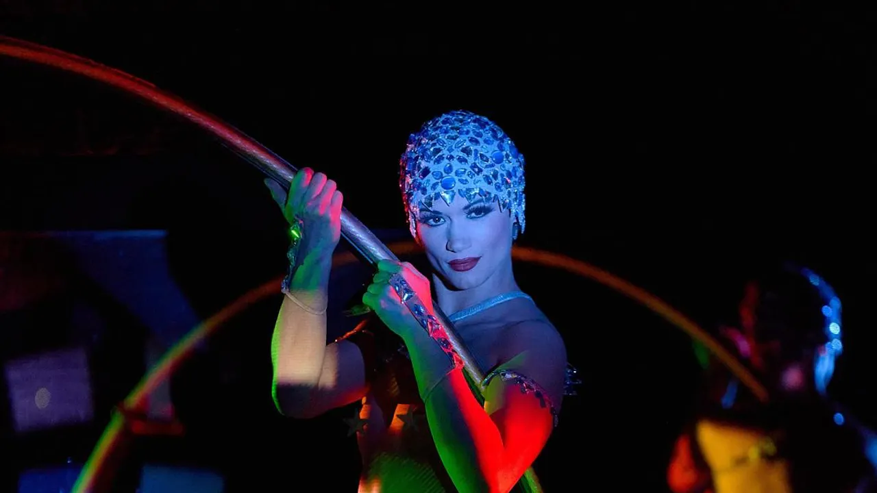 Crazy Horse Paris Show Ticket Location