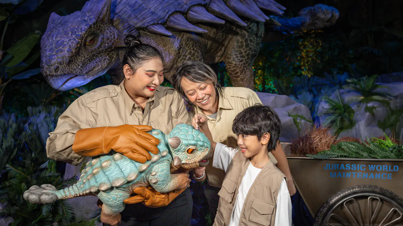Jurassic World: The Experience in Bangkok Discount