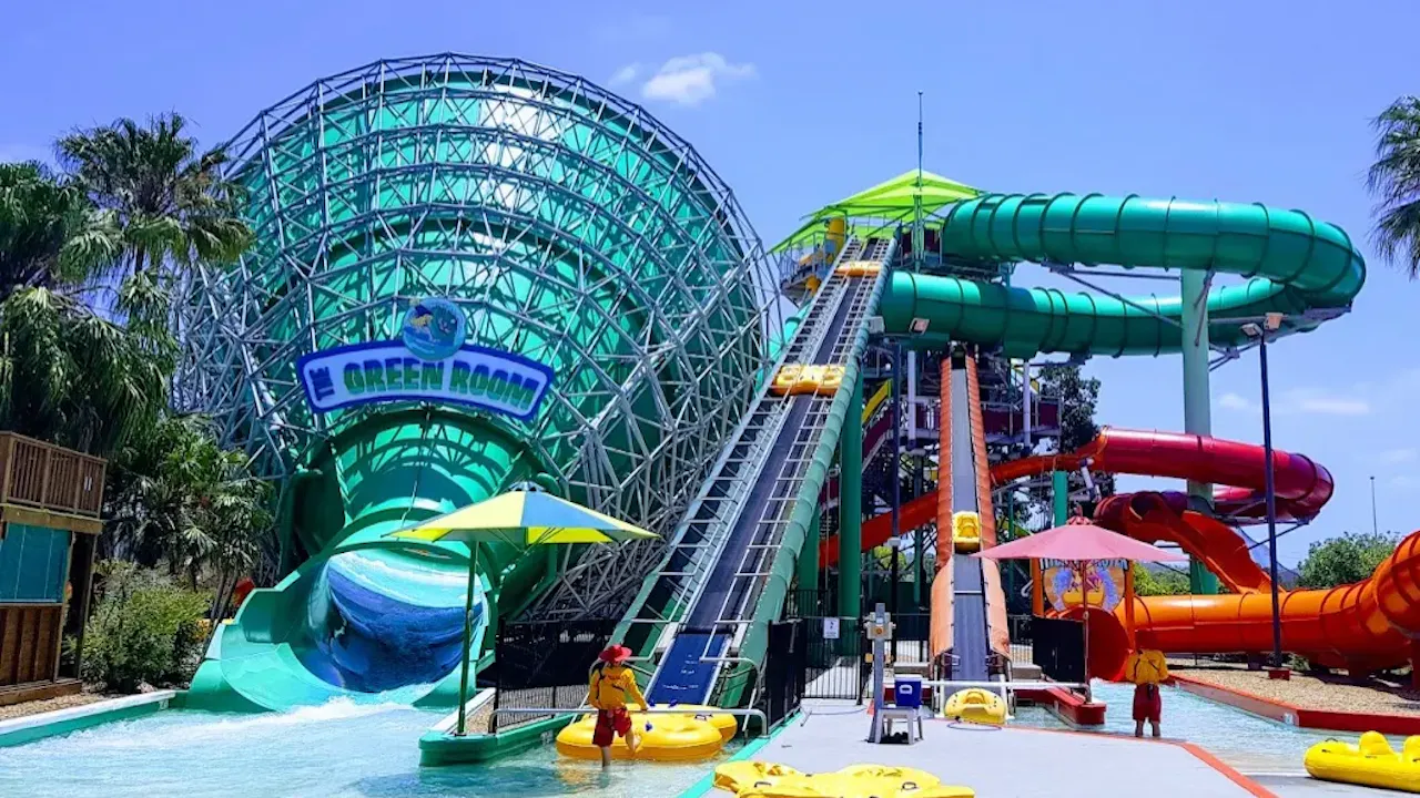 Dreamworld & WhiteWater World 2 Days Combo Ticket