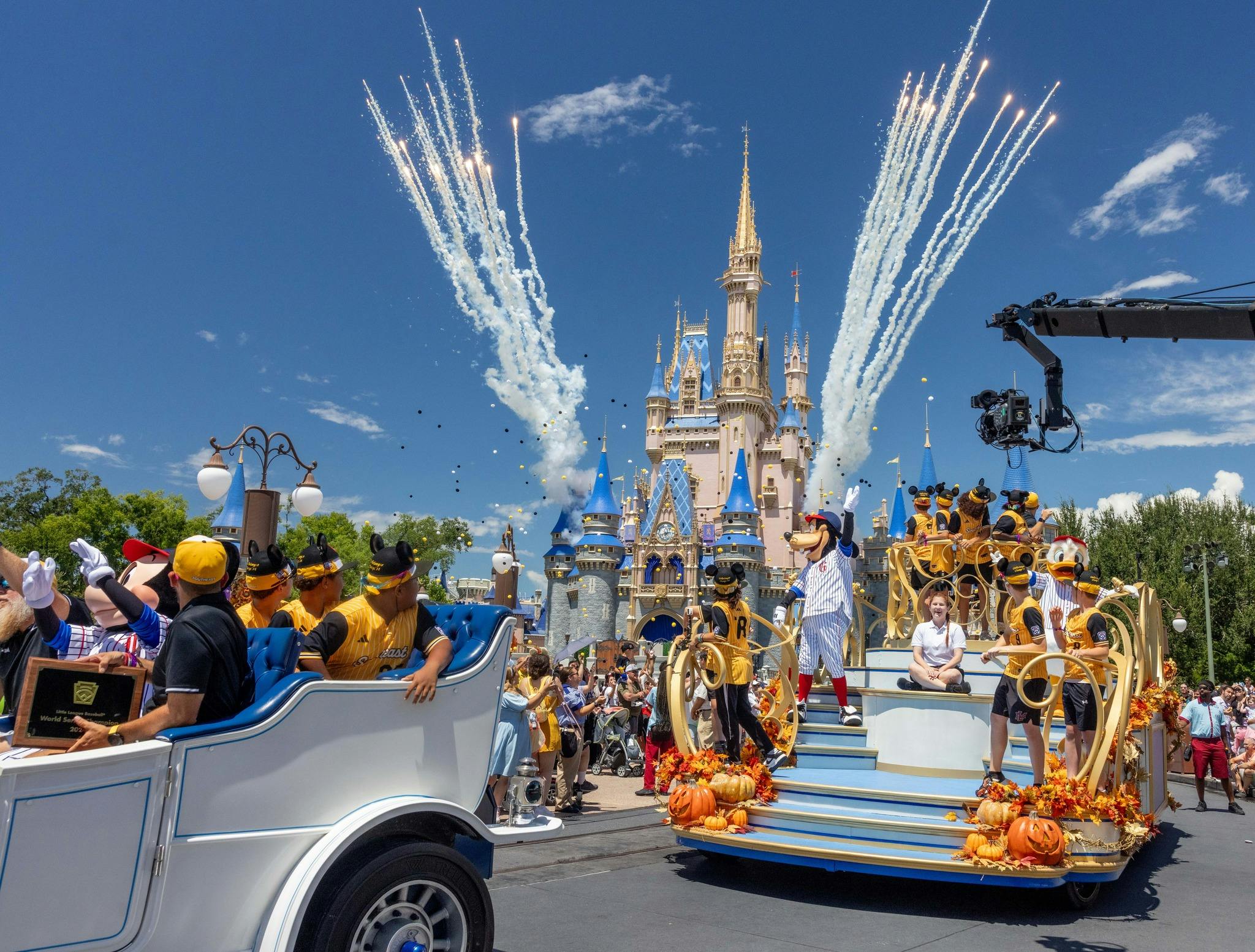 Disney and SeaWorld Combo Ticket Ticket