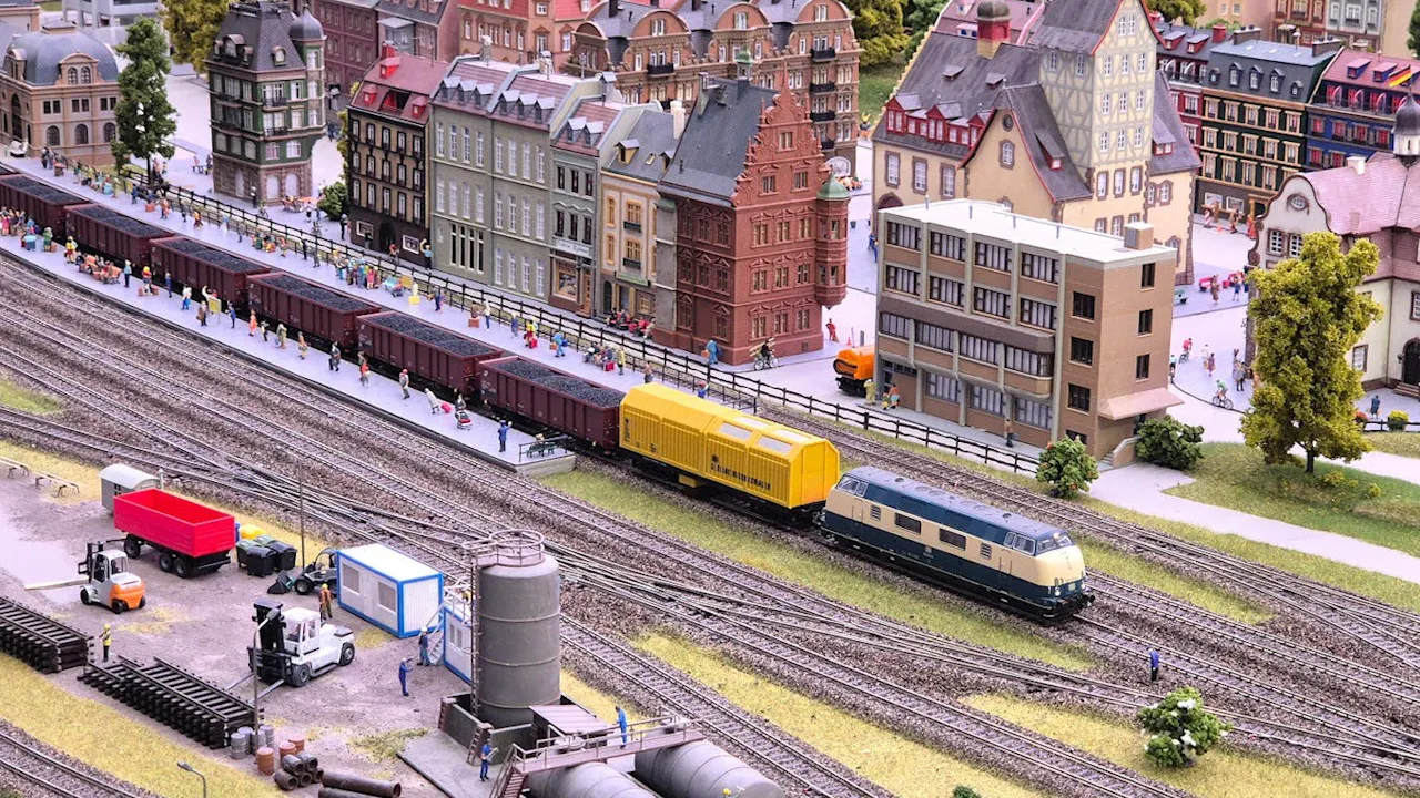 Small Worlds Tickets Dubai Price