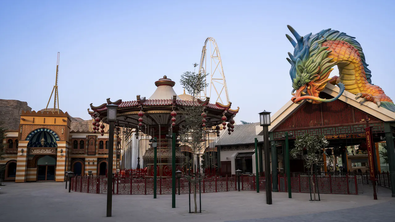 Combo: Six Flags Qiddiya City + Free Meal Voucher Category