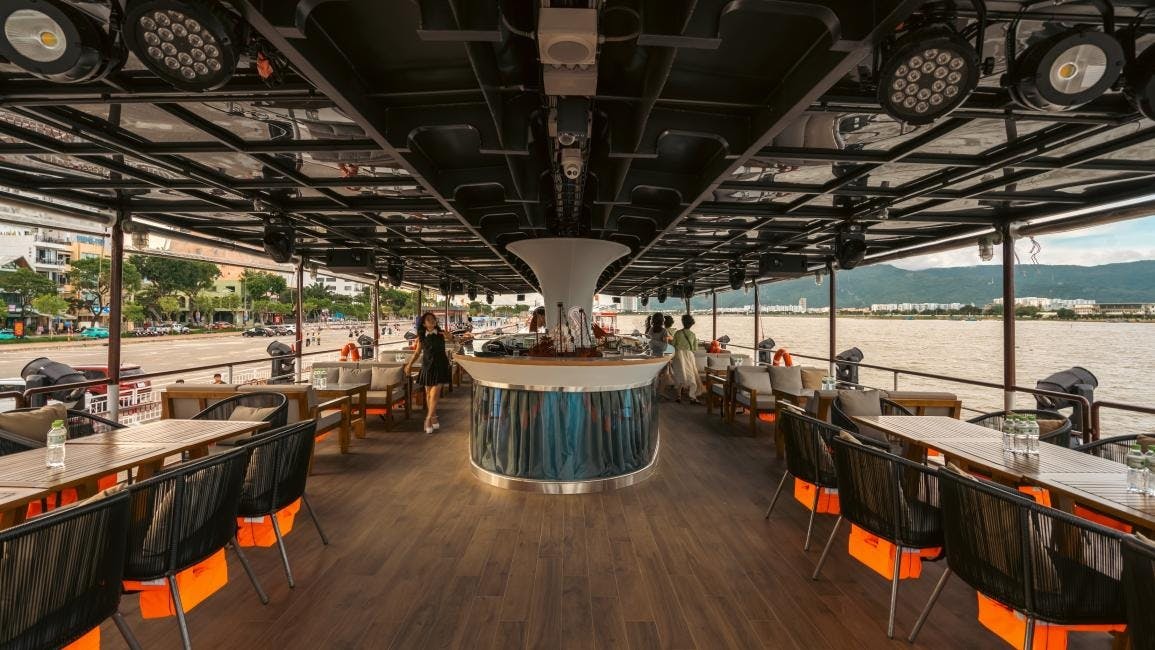 Han River Night by Poseidon Cruise Location