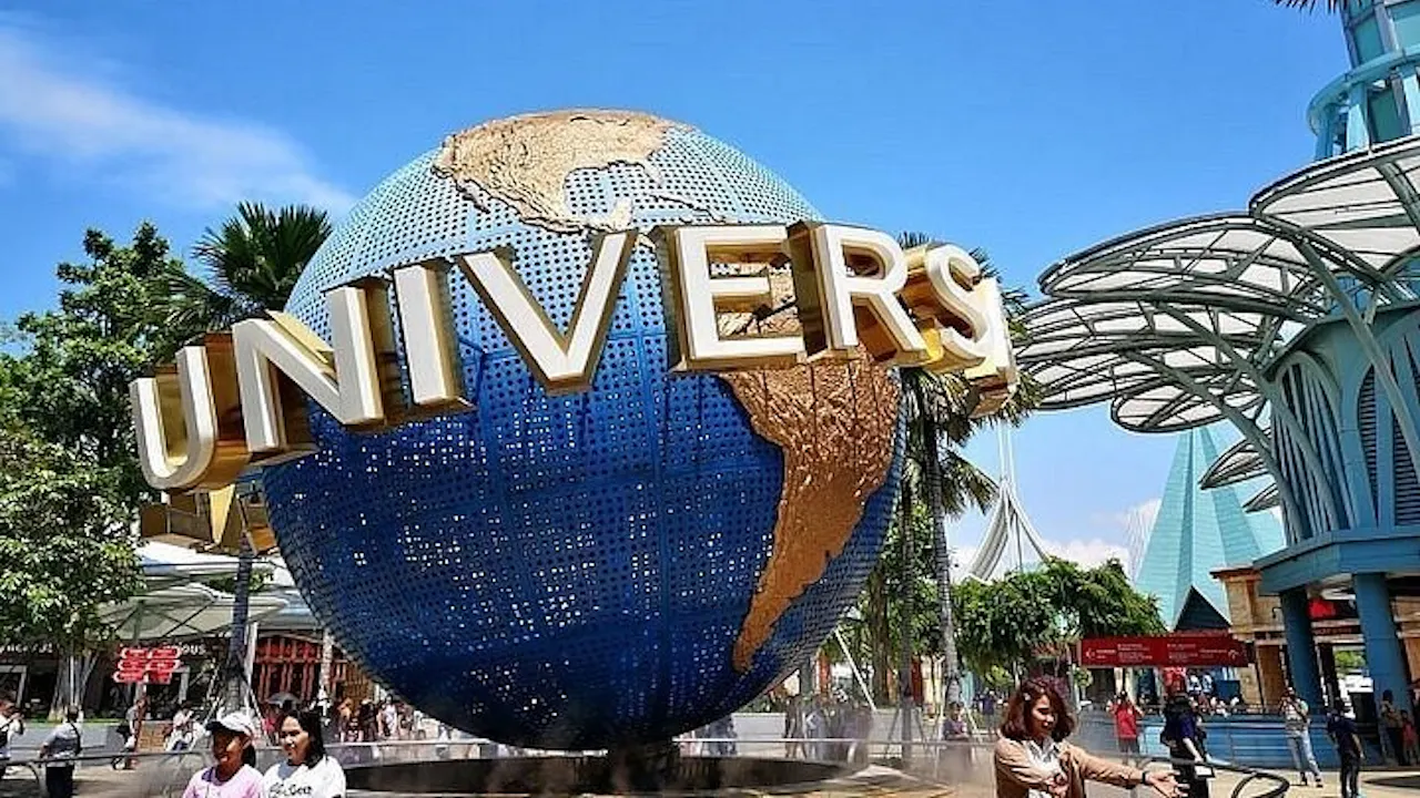 Universal Studios Singapore & Singapore Zoo Combo Ticket