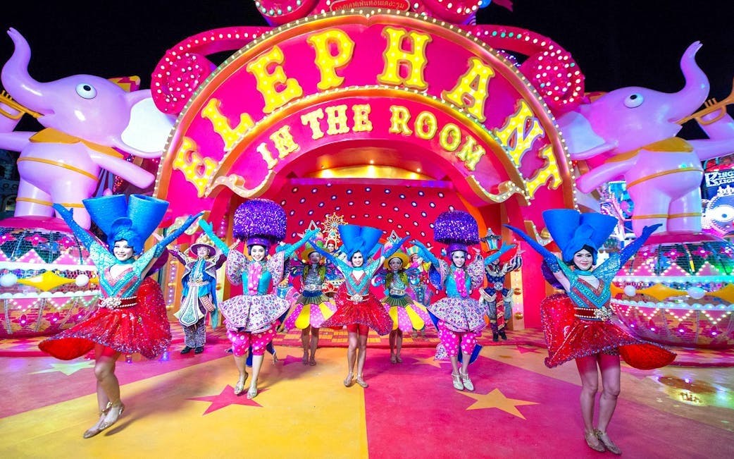 Combo: Carnival Magic Phuket and Aquaria Phuket  Review