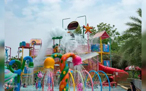 Combo: Dream world Bangkok and Safari Park