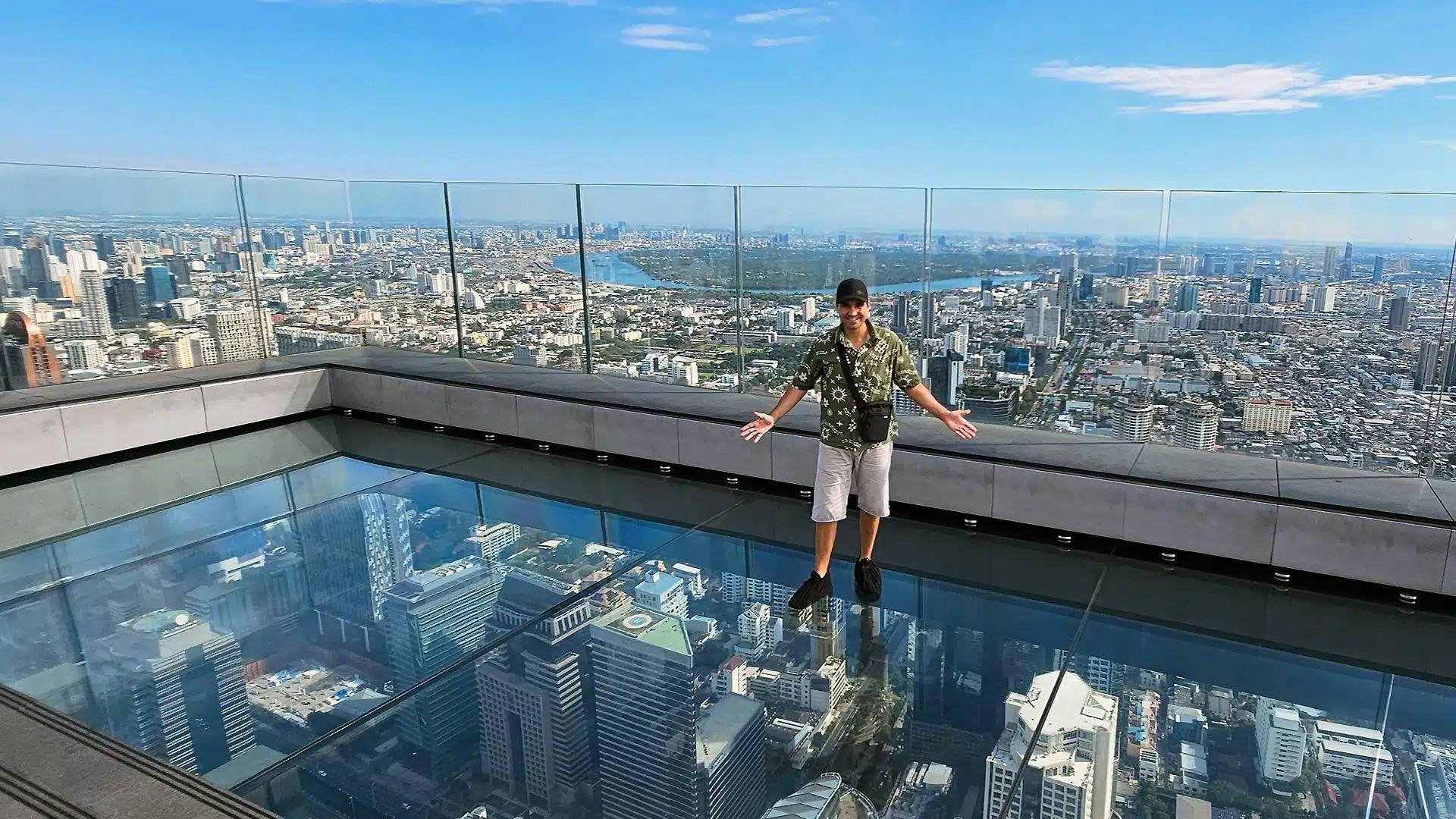 Dream World Bangkok and Mahanakhon SkyWalk Combo Ticket Review