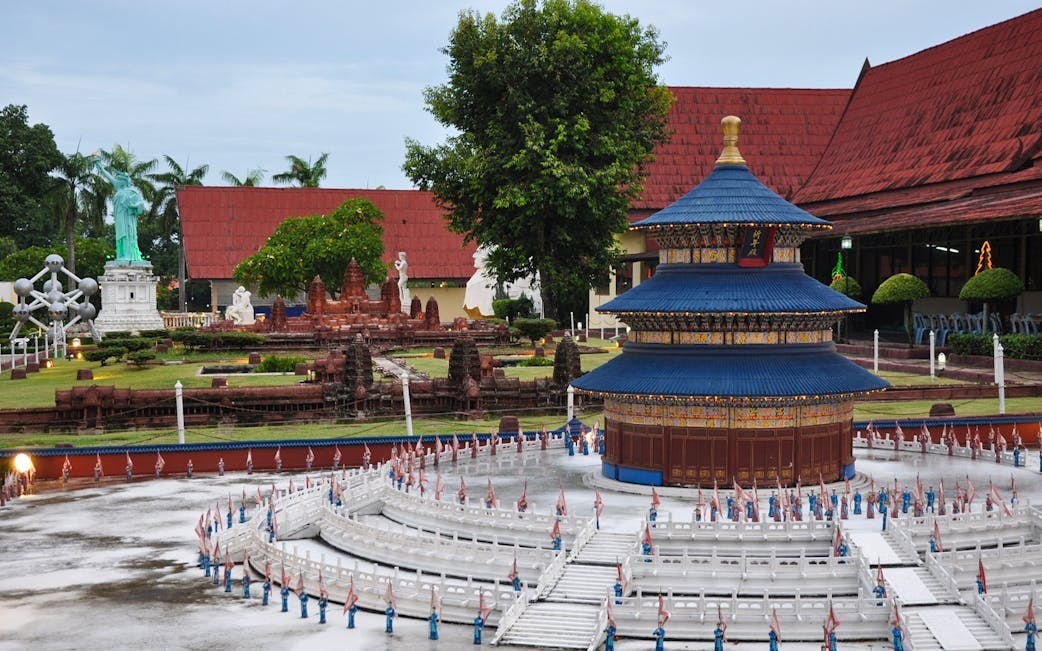 Pattaya Dolphinarium and Mini Siam Pattaya Combo Ticket Category