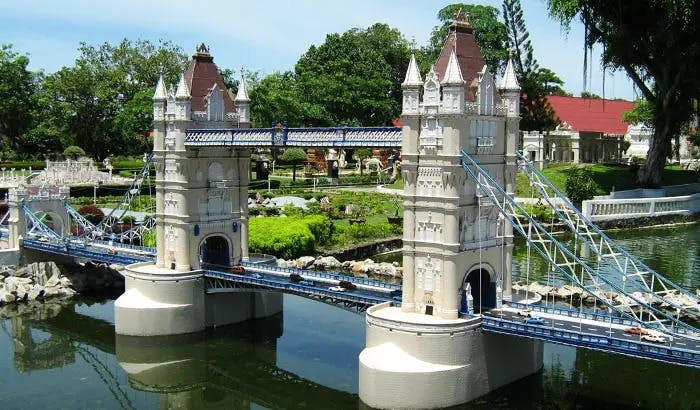 Pattaya Dolphinarium and Mini Siam Pattaya Combo Ticket Review