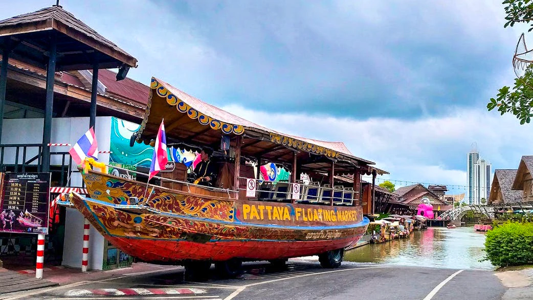 Underwater World Pattaya with Floating Market Combo Tickets Review
