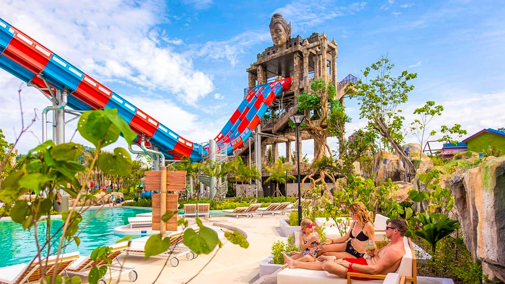 Combo: Andamanda Phuket and Aquaria Phuket Ticket