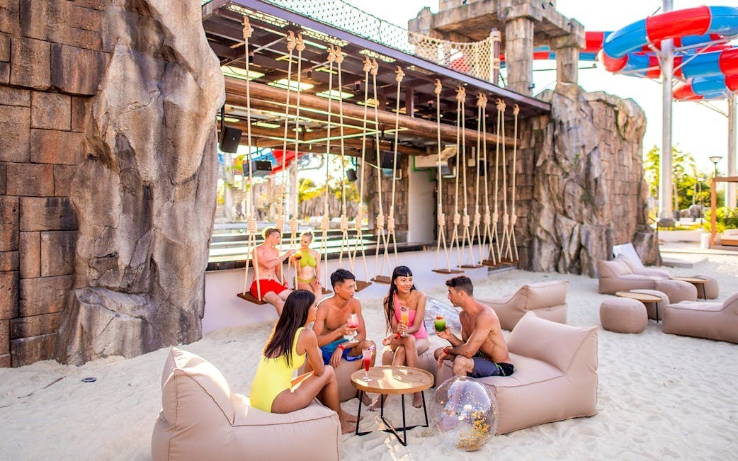 Combo: Andamanda Phuket and Aquaria Phuket Location