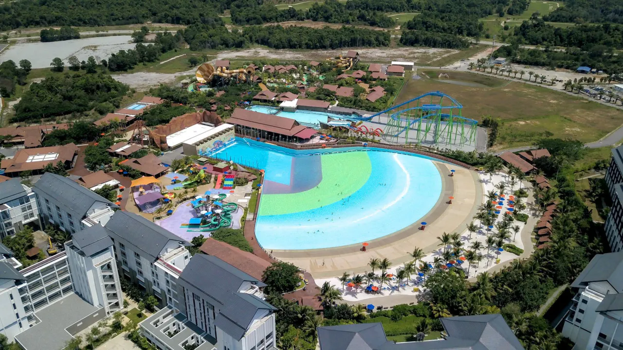 Combo: Adventure Waterpark Desaru Coast + Illusian 3D Art Museum Location