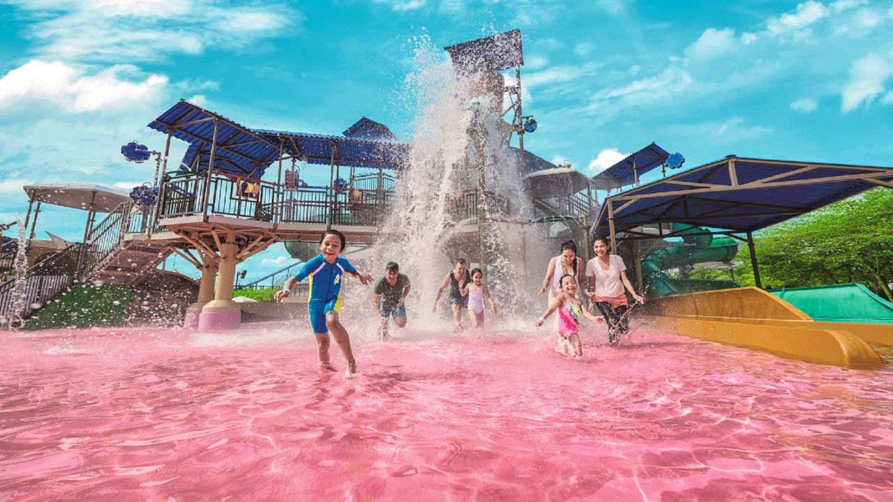 Combo: Adventure Waterpark Desaru Coast + Illusian 3D Art Museum Price