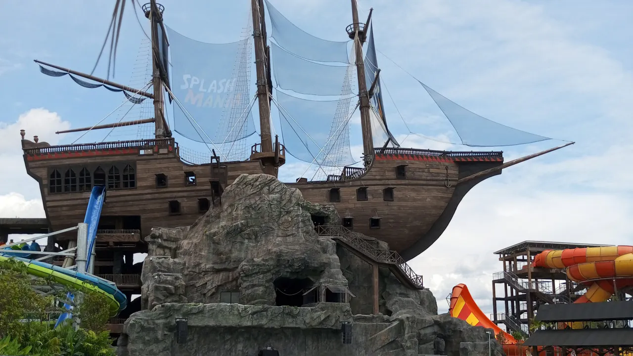 Combo: SplashMania Gamuda Cove + Batu Caves and Kuala Lumpur Countryside Tour Price