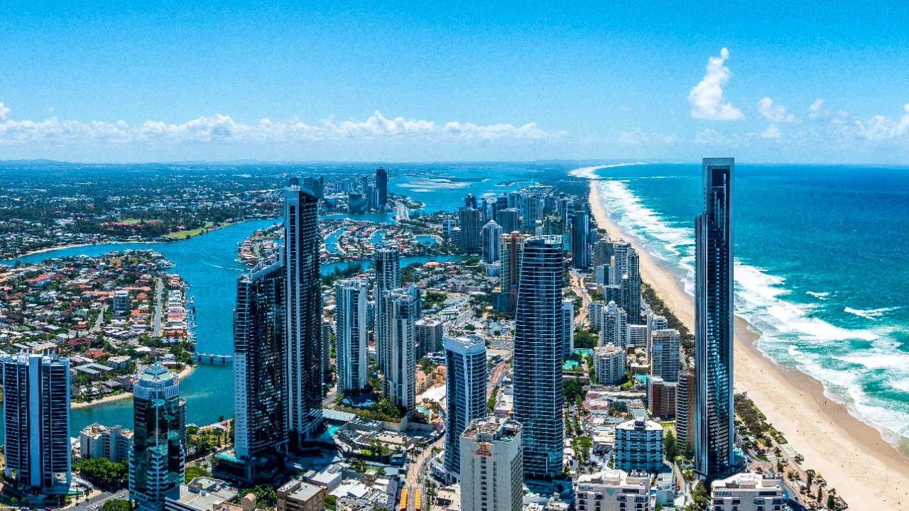Combo: Sea World Gold Coast + SkyPoint Observation Deck