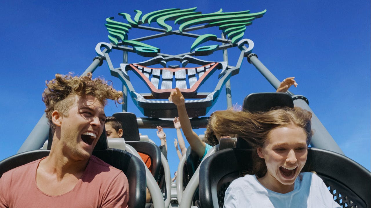 Combo: Warner Bros. Movie World + SkyPoint Observation Deck Ticket