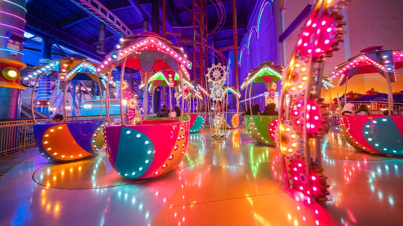 Combo: Genting Highlands Premium Outlets Cable Car + Genting Skytropolis 